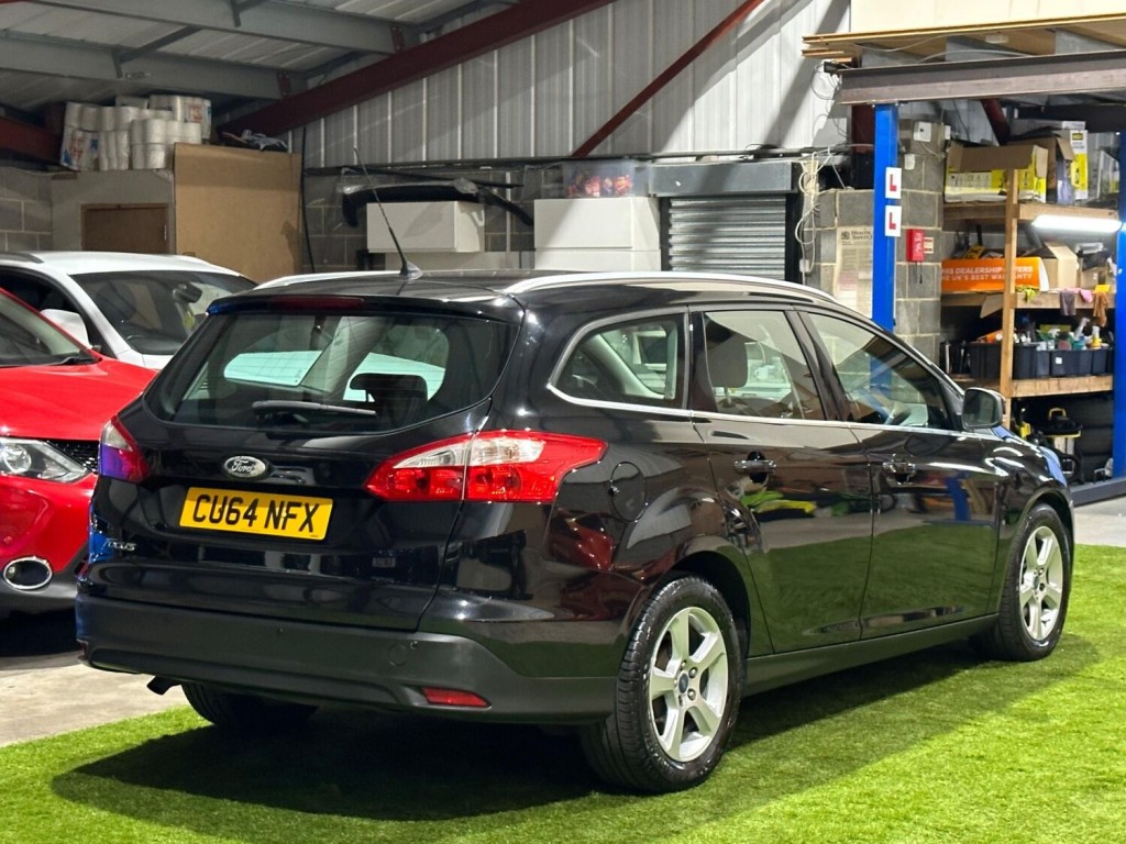 View FORD FOCUS 1.6 TDCi Zetec Navigator Euro 5 (s/s) 5dr