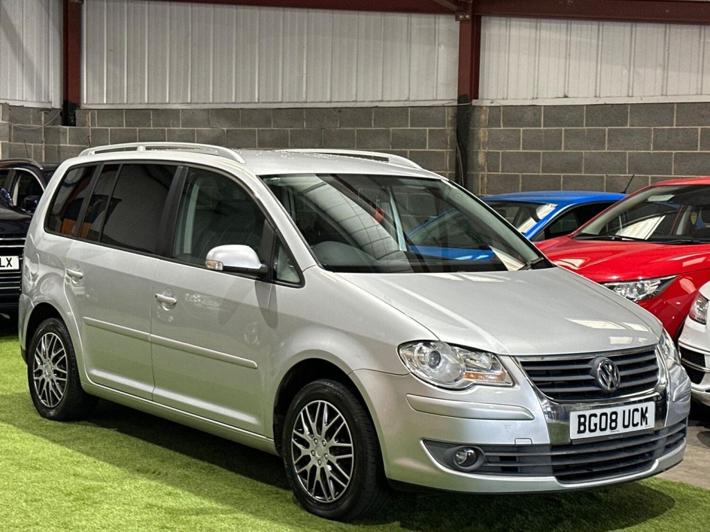 View VOLKSWAGEN TOURAN 1.9 TDI SE 5dr (7 Seats)