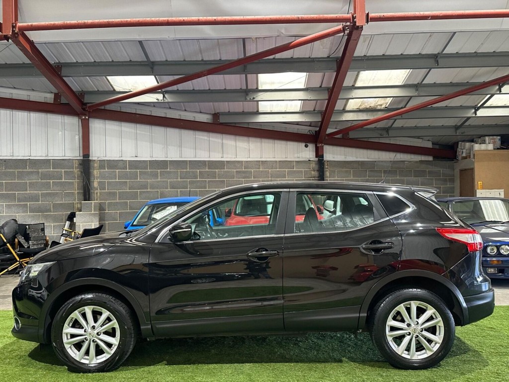 NISSAN QASHQAI