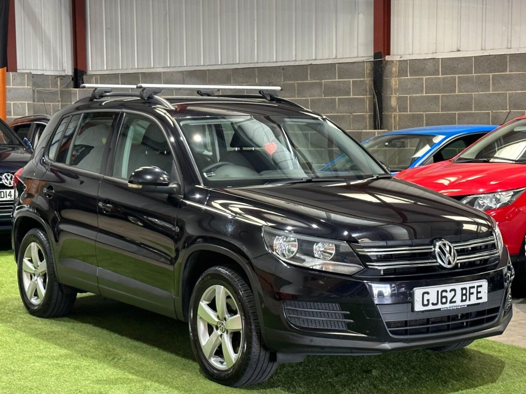 View VOLKSWAGEN TIGUAN 2.0 TDI BlueMotion Tech S 2WD Euro 5 (s/s) 5dr