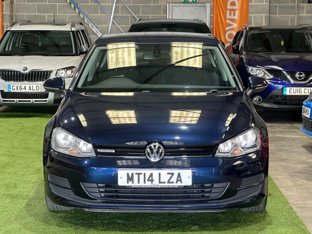 VOLKSWAGEN GOLF