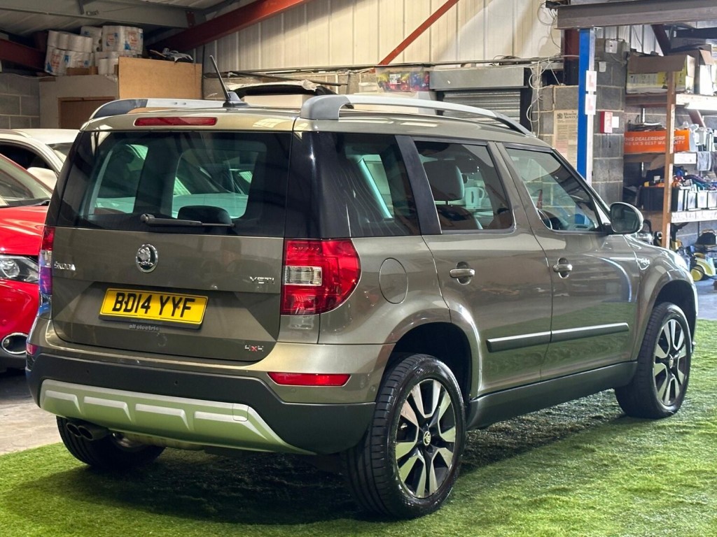 View SKODA YETI 2.0 TDI Laurin & Klement Outdoor 4WD Euro 5 5dr