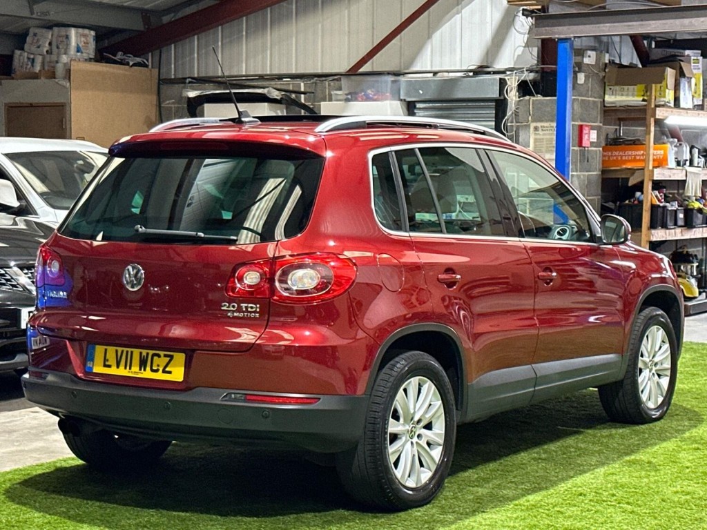View VOLKSWAGEN TIGUAN 2.0 TDI Match DSG 4WD Euro 5 5dr