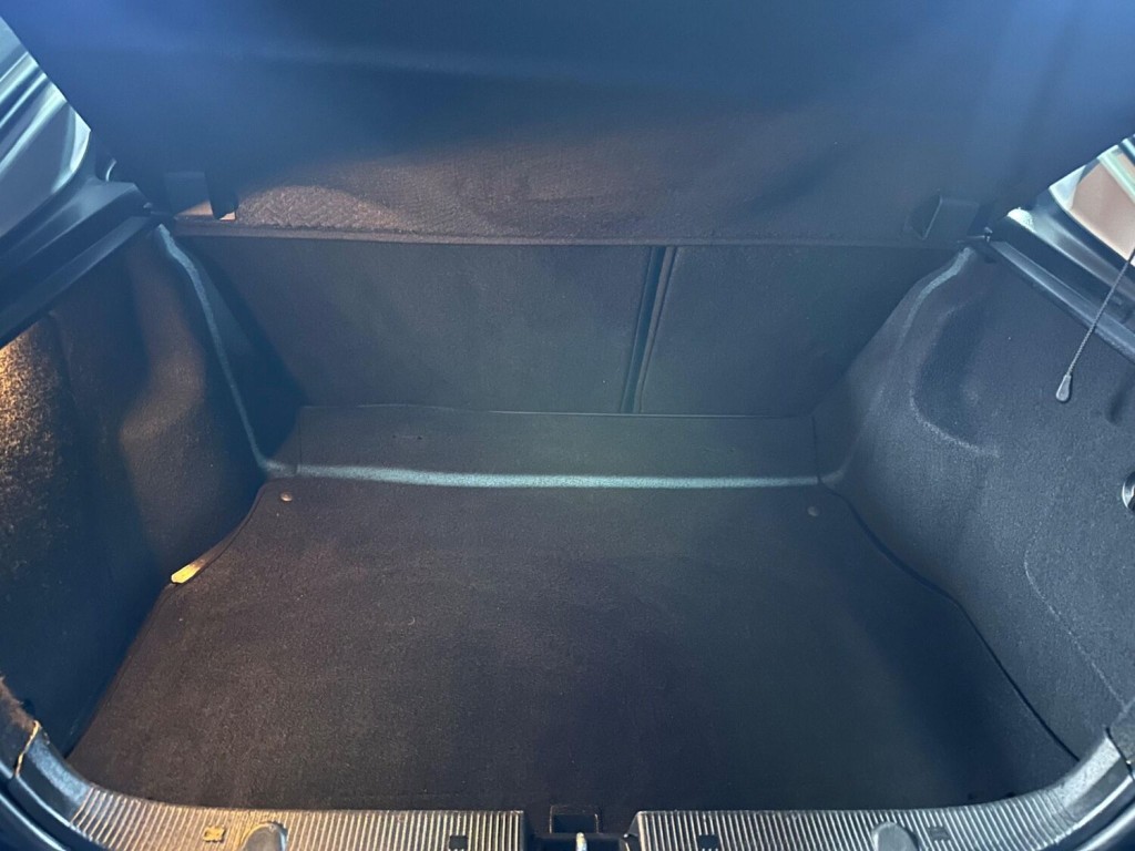 MERCEDES-BENZ CLC CLASS