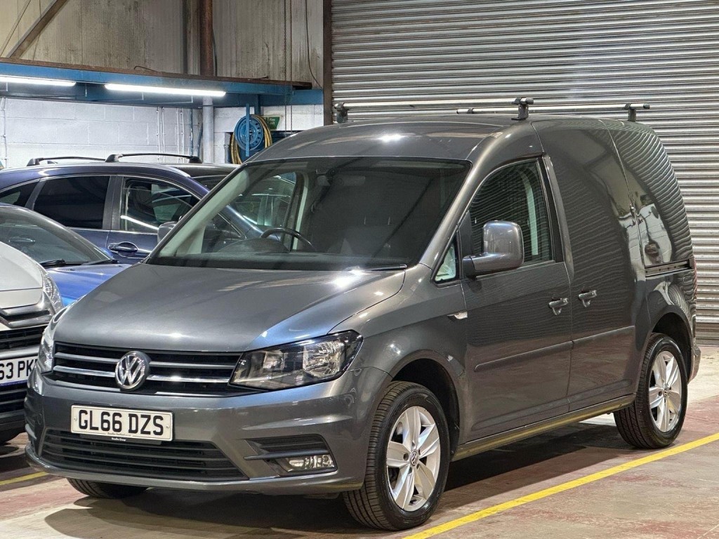 View VOLKSWAGEN CADDY 2.0 TDI C20 BlueMotion Tech Highline DSG SWB Euro 6 (s/s) 5dr