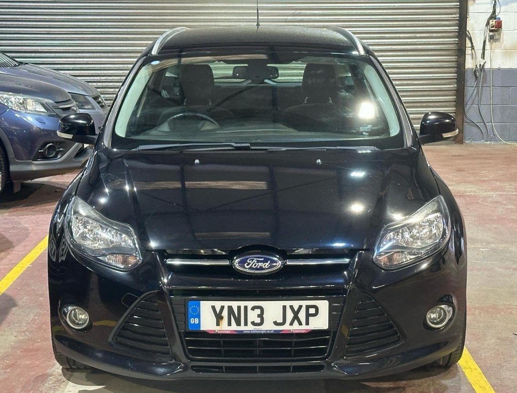 View FORD FOCUS 1.6 TDCi Titanium Euro 5 (s/s) 5dr