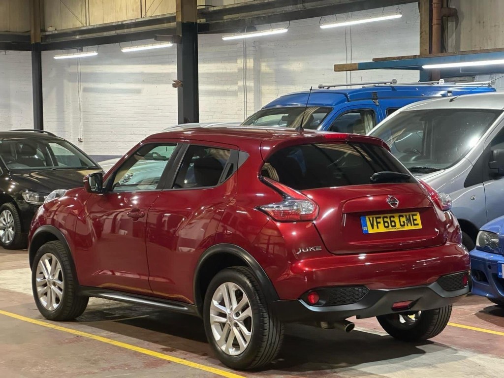 NISSAN JUKE