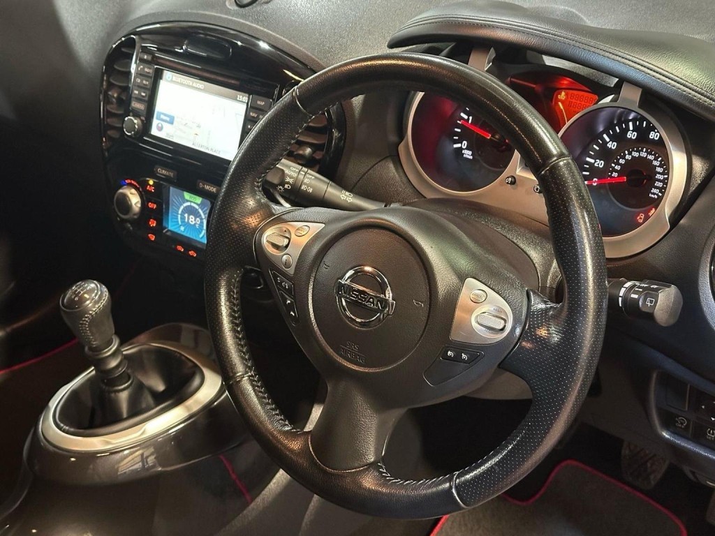 NISSAN JUKE