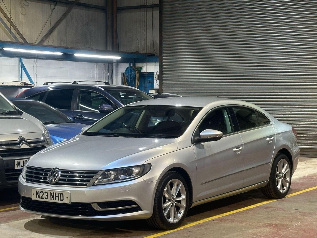 View VOLKSWAGEN CC 2.0 TDI BlueMotion Tech Euro 5 (s/s) 4dr