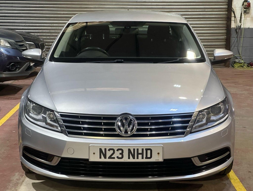 View VOLKSWAGEN CC 2.0 TDI BlueMotion Tech Euro 5 (s/s) 4dr