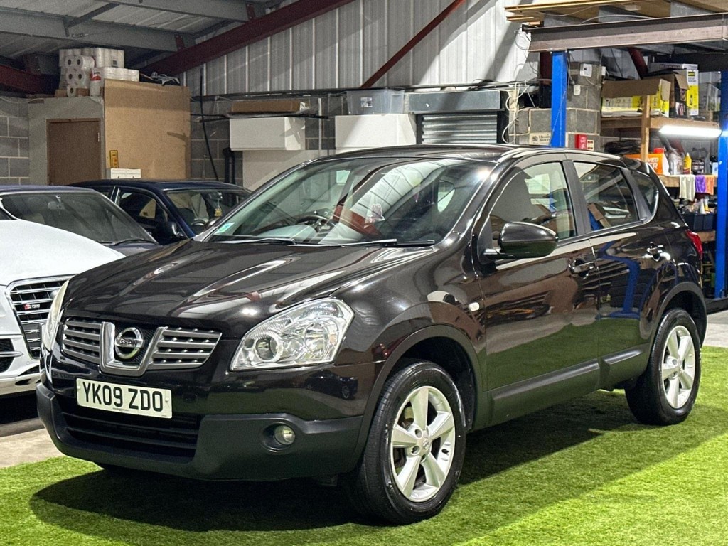 View NISSAN QASHQAI 1.5 dCi Acenta 2WD 5dr