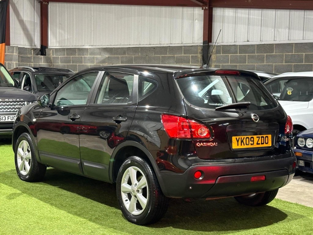 NISSAN QASHQAI