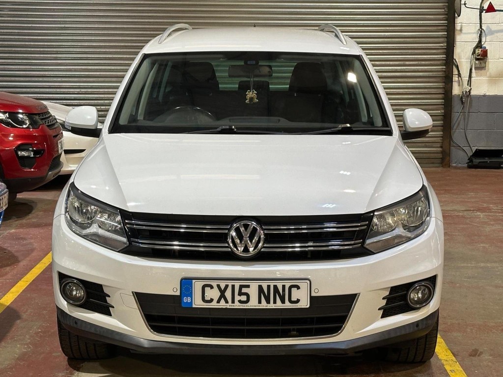 View VOLKSWAGEN TIGUAN 2.0 TDI BlueMotion Tech Match 4WD Euro 5 (s/s) 5dr