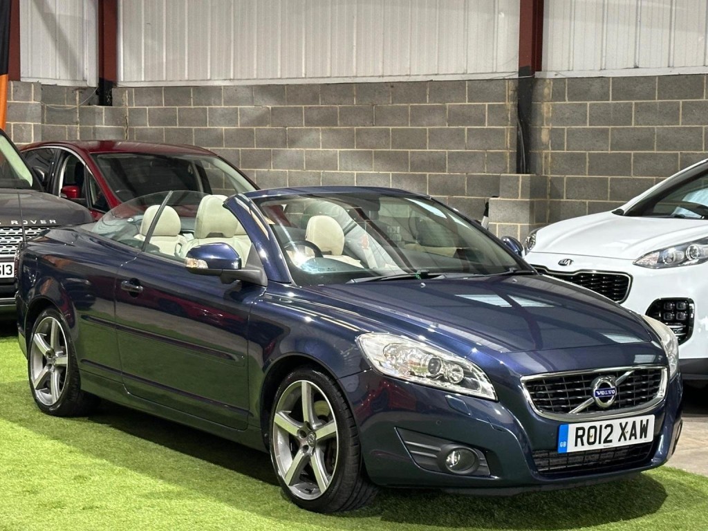 View VOLVO C70 2.0 D3 SE Lux Nav Geartronic Euro 5 2dr