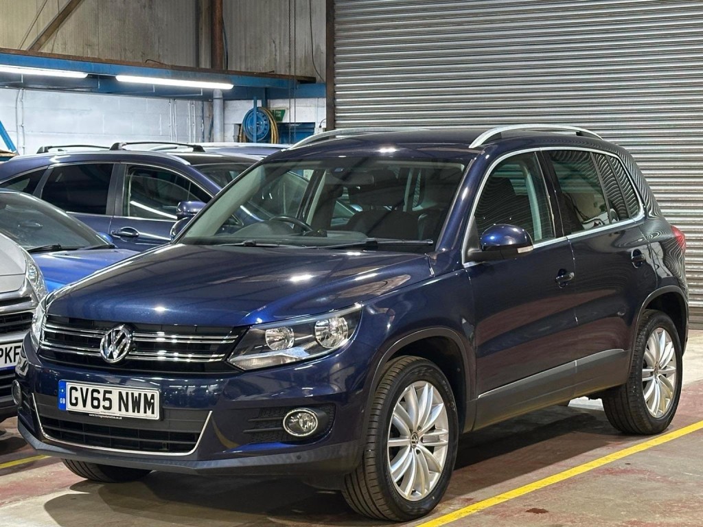 View VOLKSWAGEN TIGUAN 2.0 TDI BlueMotion Tech Match Edition DSG 4WD Euro 6 (s/s) 5dr
