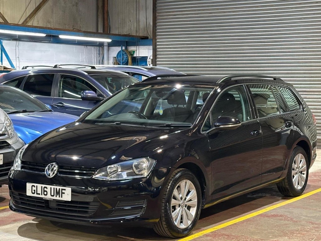 View VOLKSWAGEN GOLF 1.6 TDI BlueMotion Tech SE DSG Euro 6 (s/s) 5dr