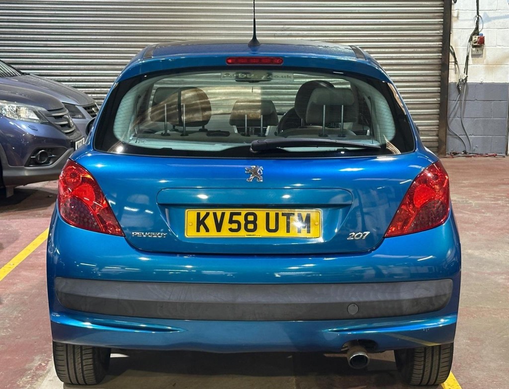 PEUGEOT 207