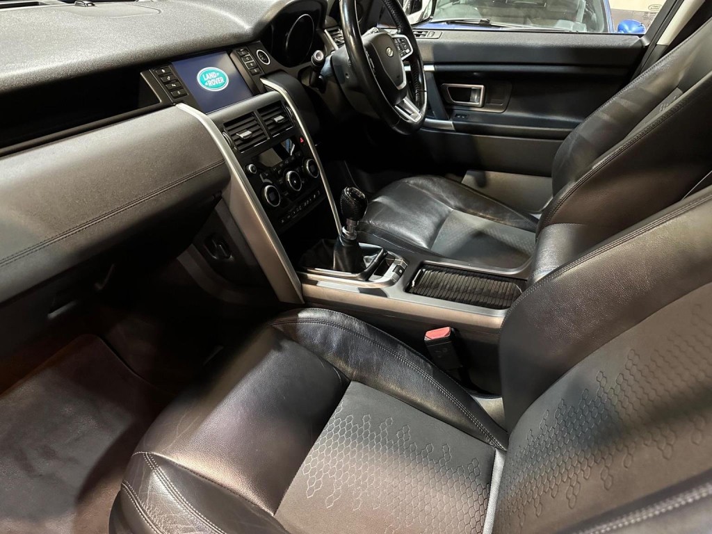 LAND ROVER DISCOVERY SPORT