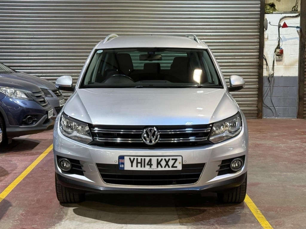 View VOLKSWAGEN TIGUAN 2.0 TDI BlueMotion Tech Match DSG 4WD Euro 5 (s/s) 5dr
