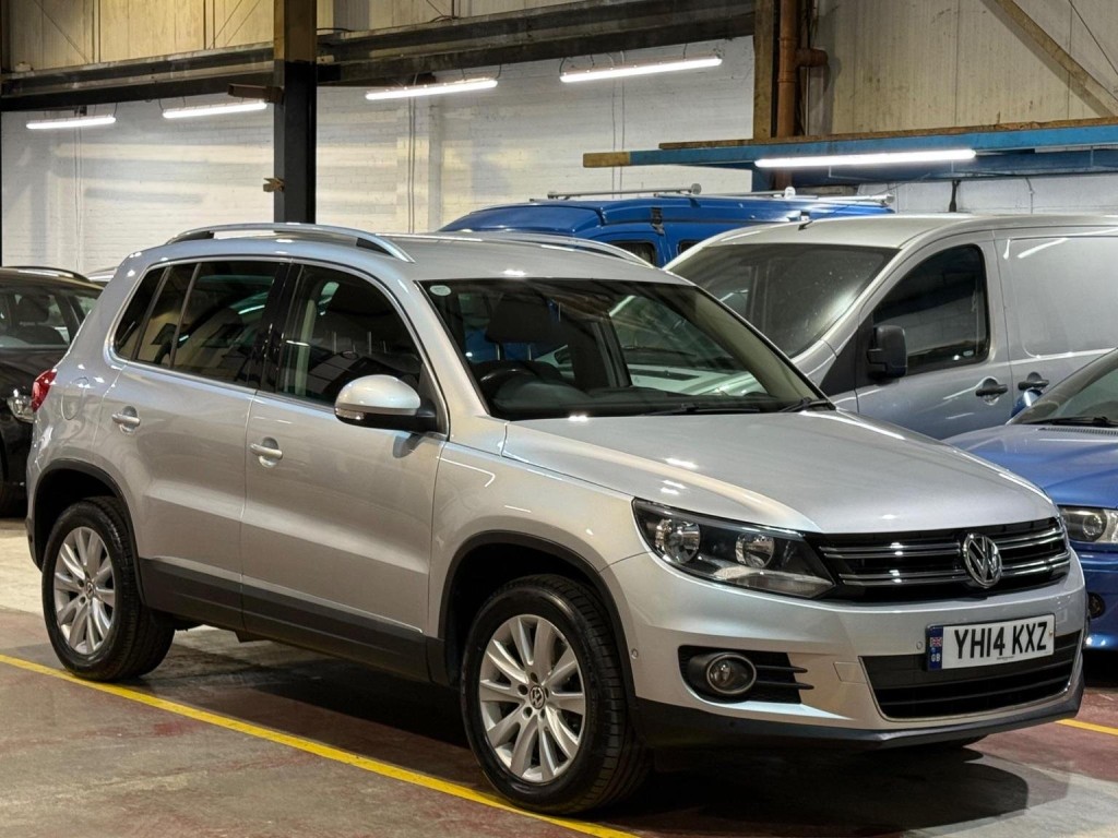 View VOLKSWAGEN TIGUAN 2.0 TDI BlueMotion Tech Match DSG 4WD Euro 5 (s/s) 5dr