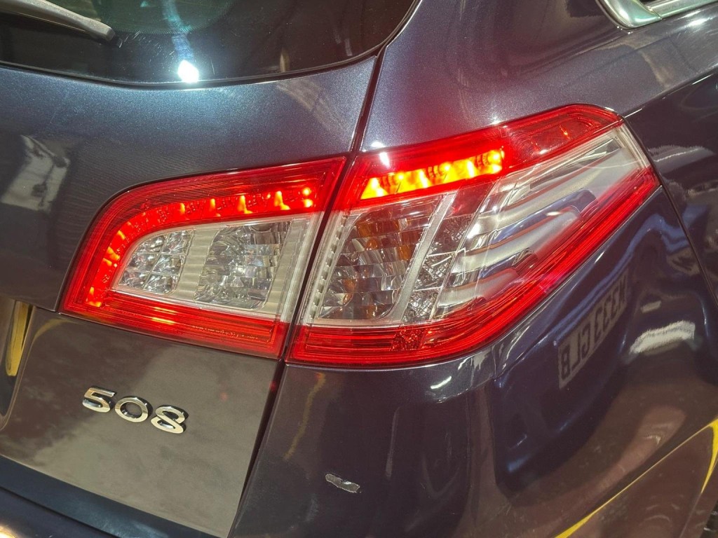 PEUGEOT 508