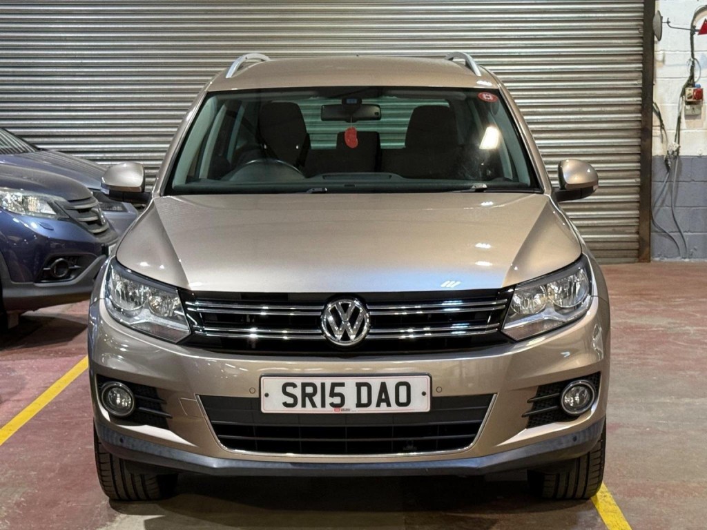 View VOLKSWAGEN TIGUAN 2.0 TDI BlueMotion Tech Match DSG 4WD Euro 5 (s/s) 5dr