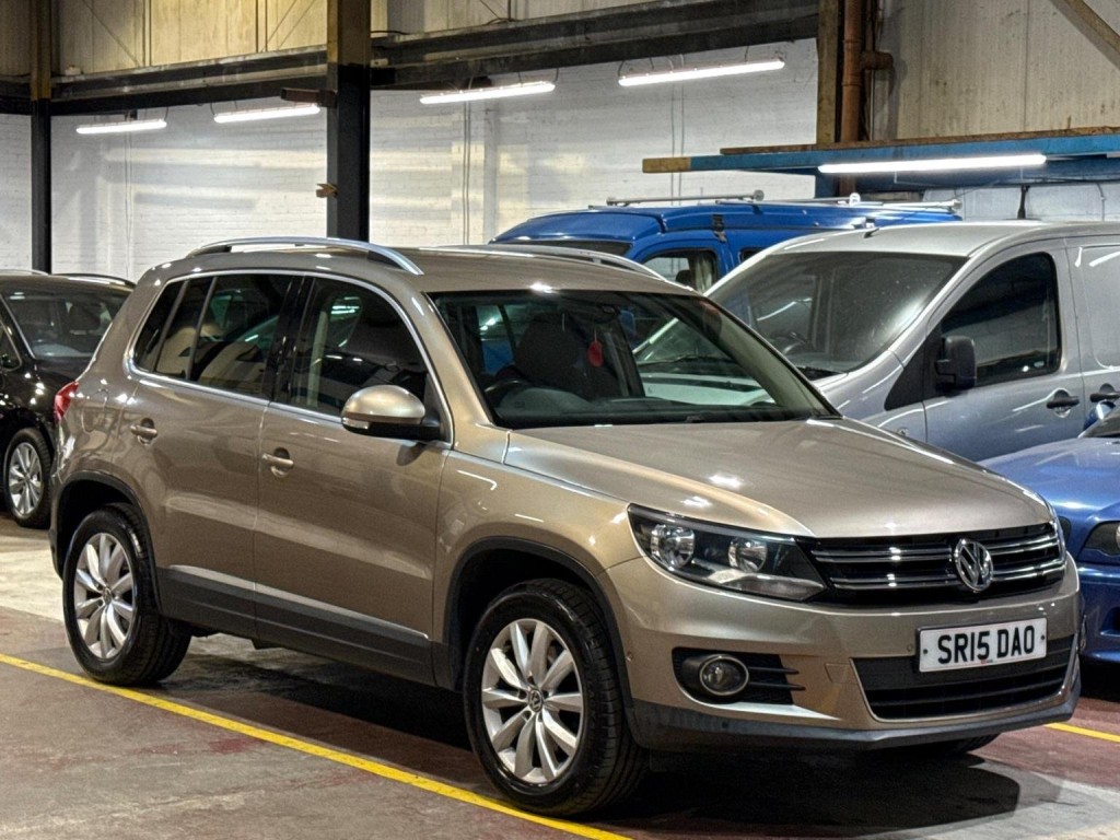 View VOLKSWAGEN TIGUAN 2.0 TDI BlueMotion Tech Match DSG 4WD Euro 5 (s/s) 5dr