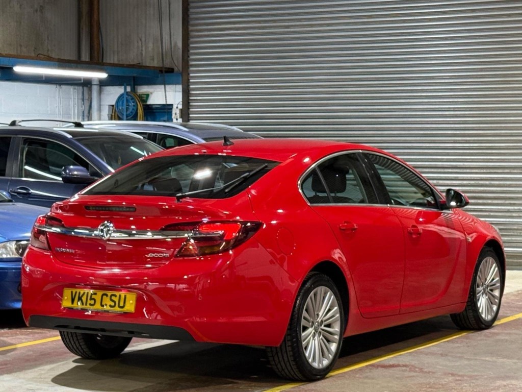 VAUXHALL INSIGNIA