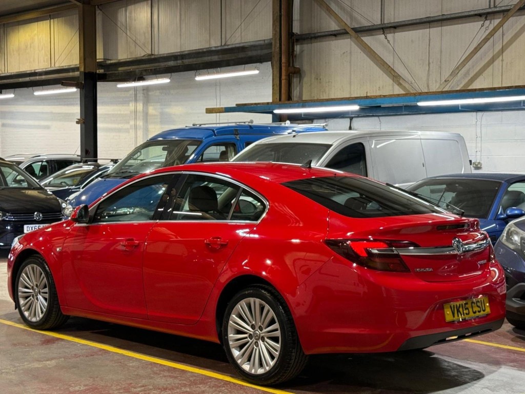 VAUXHALL INSIGNIA