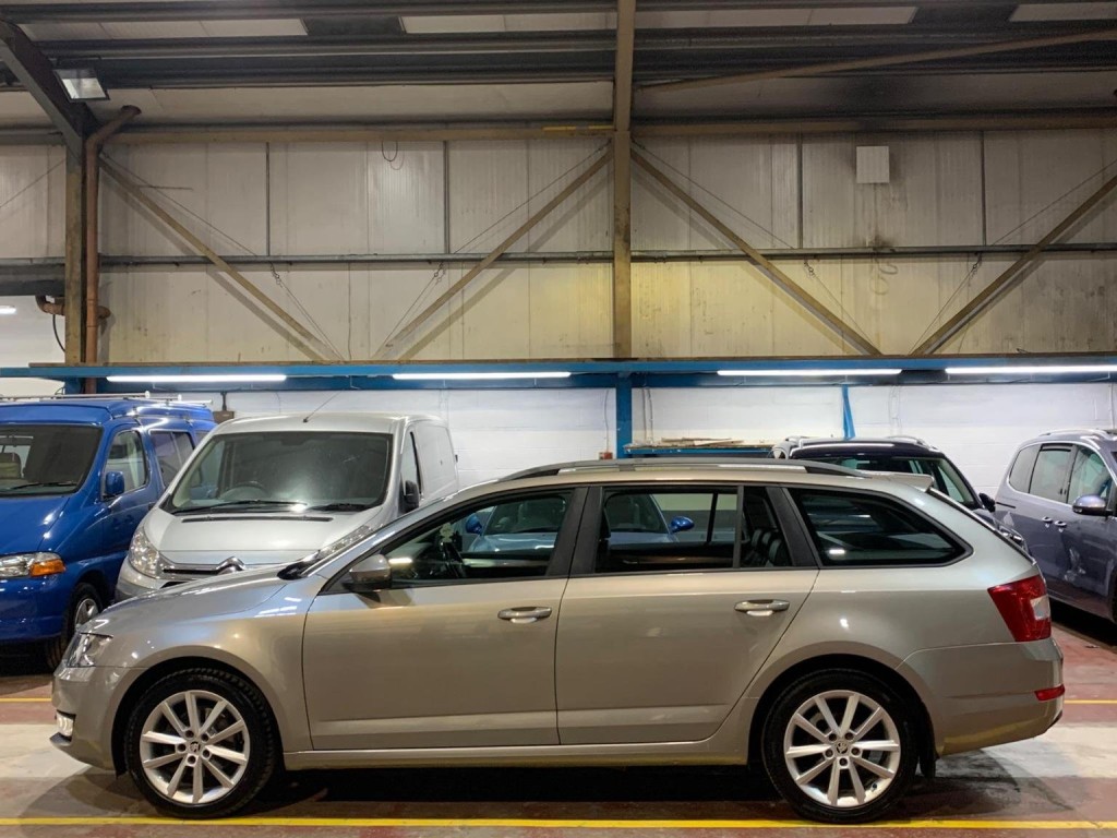 SKODA OCTAVIA