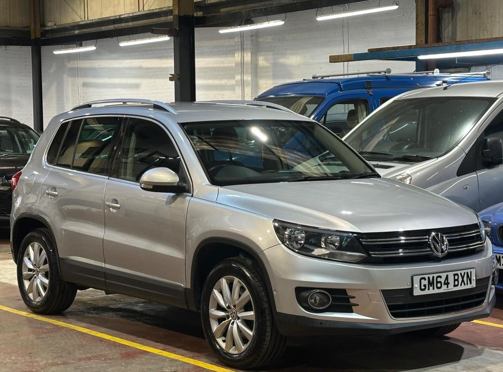 View VOLKSWAGEN TIGUAN 2.0 TDI BlueMotion Tech Match DSG 4WD Euro 5 (s/s) 5dr