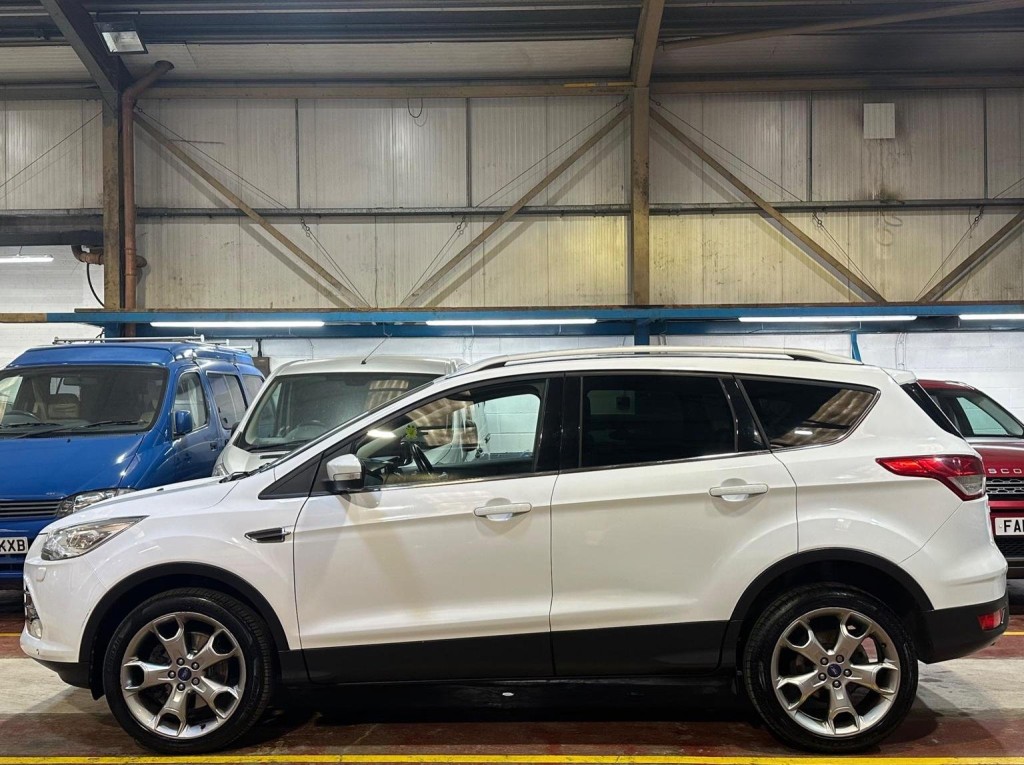 FORD KUGA