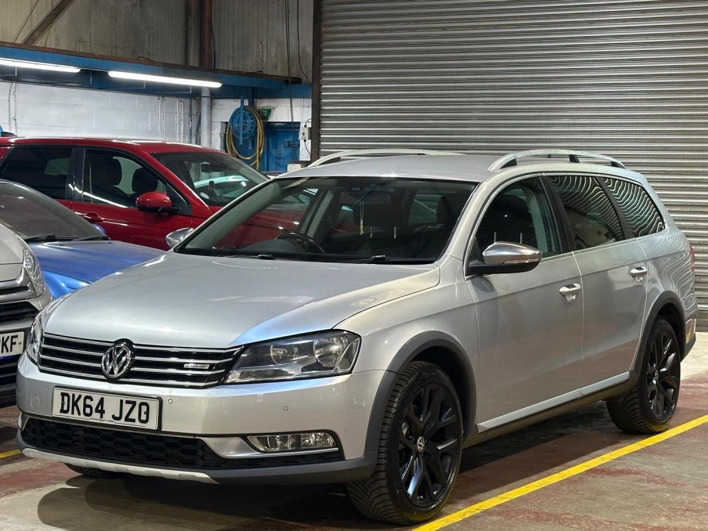 View VOLKSWAGEN PASSAT 2.0 TDI BlueMotion Tech Alltrack 4Motion Euro 5 (s/s) 5dr