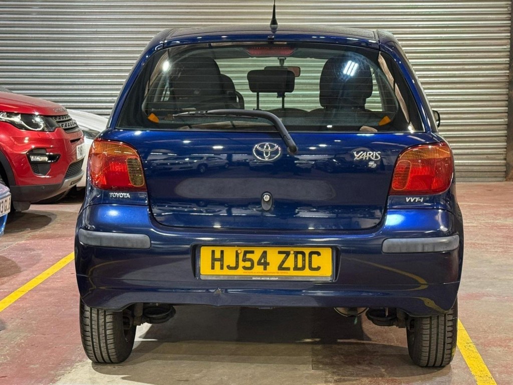 TOYOTA YARIS
