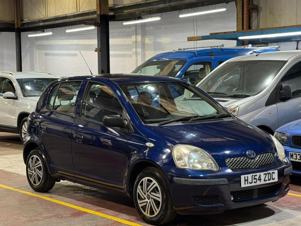 View TOYOTA YARIS 1.0 VVT-i T3 5dr