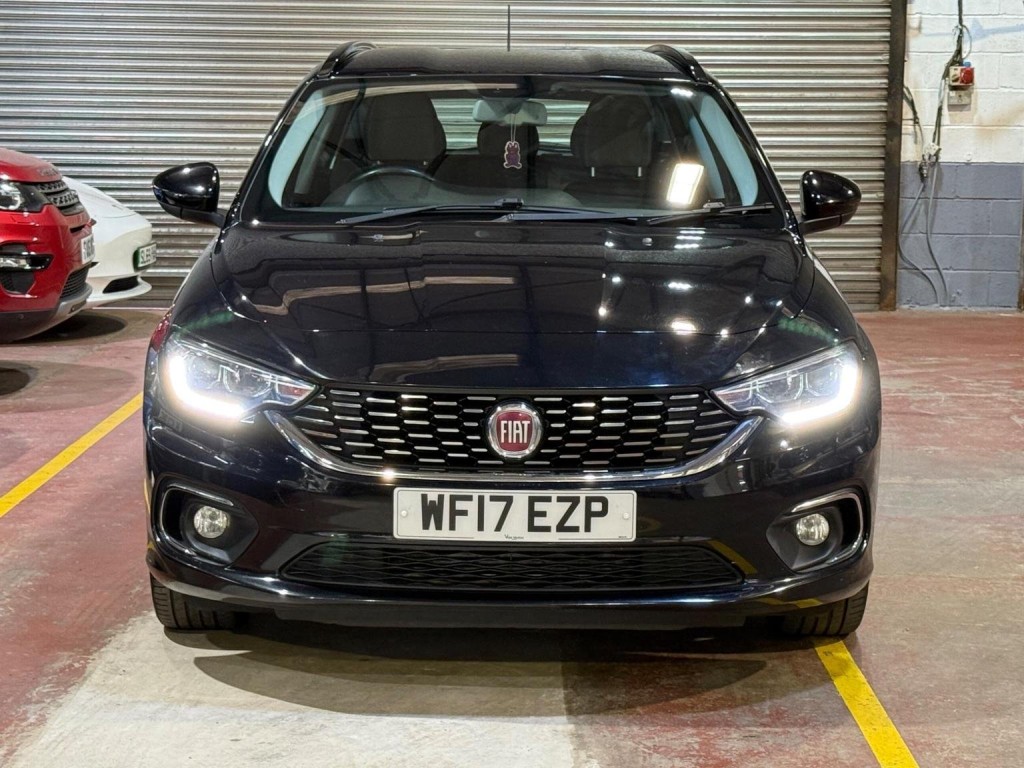 View FIAT TIPO 1.6 MultiJetII Lounge DDCT Euro 6 (s/s) 5dr