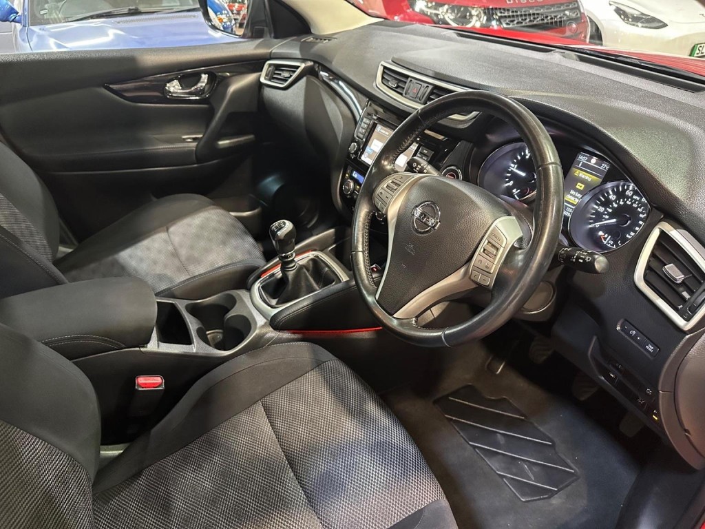 NISSAN QASHQAI