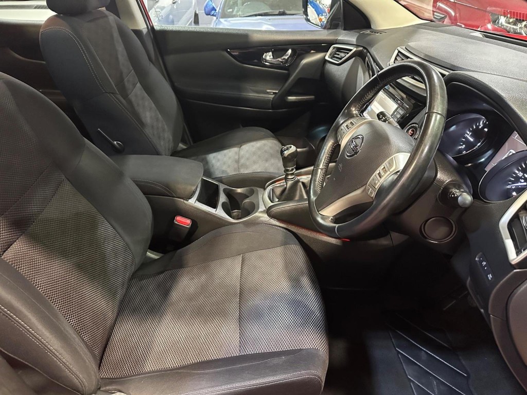 NISSAN QASHQAI