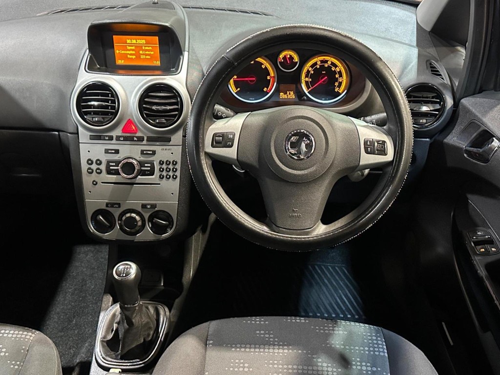 VAUXHALL CORSA
