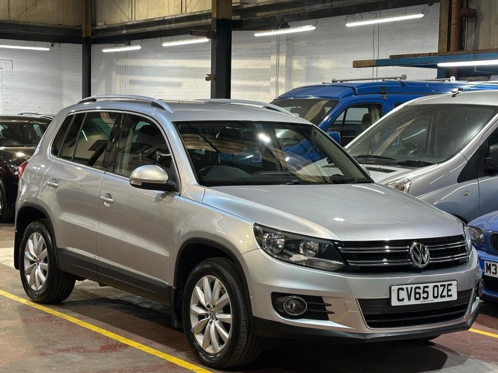 View VOLKSWAGEN TIGUAN 2.0 TDI BlueMotion Tech Match DSG 4WD Euro 6 (s/s) 5dr