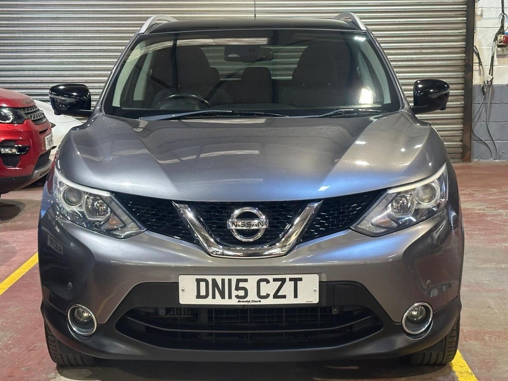 View NISSAN QASHQAI 1.6 dCi n-tec+ 2WD Euro 5 (s/s) 5dr