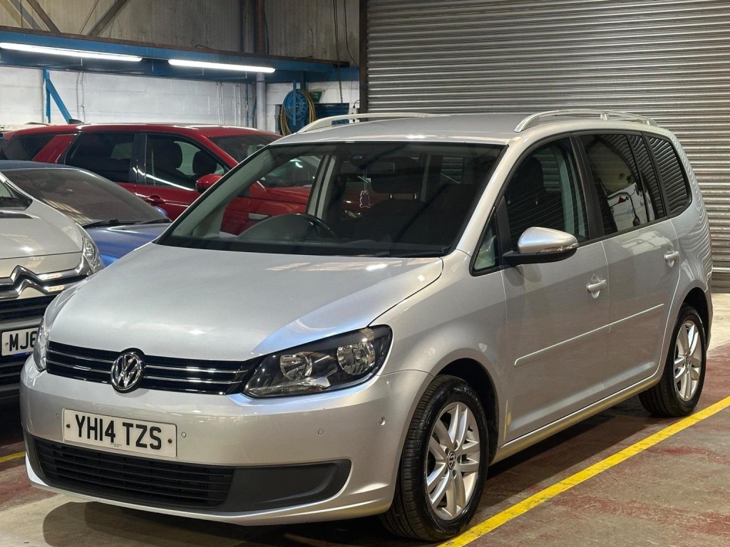 View VOLKSWAGEN TOURAN 1.6 TDI BlueMotion Tech SE DSG Euro 5 (s/s) 5dr