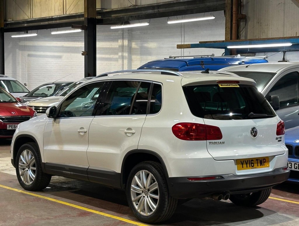 View VOLKSWAGEN TIGUAN 2.0 TDI BlueMotion Tech Match Edition DSG 4WD Euro 6 (s/s) 5dr
