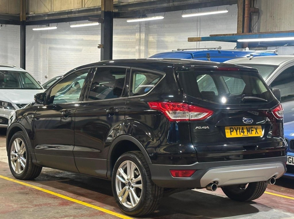 FORD KUGA