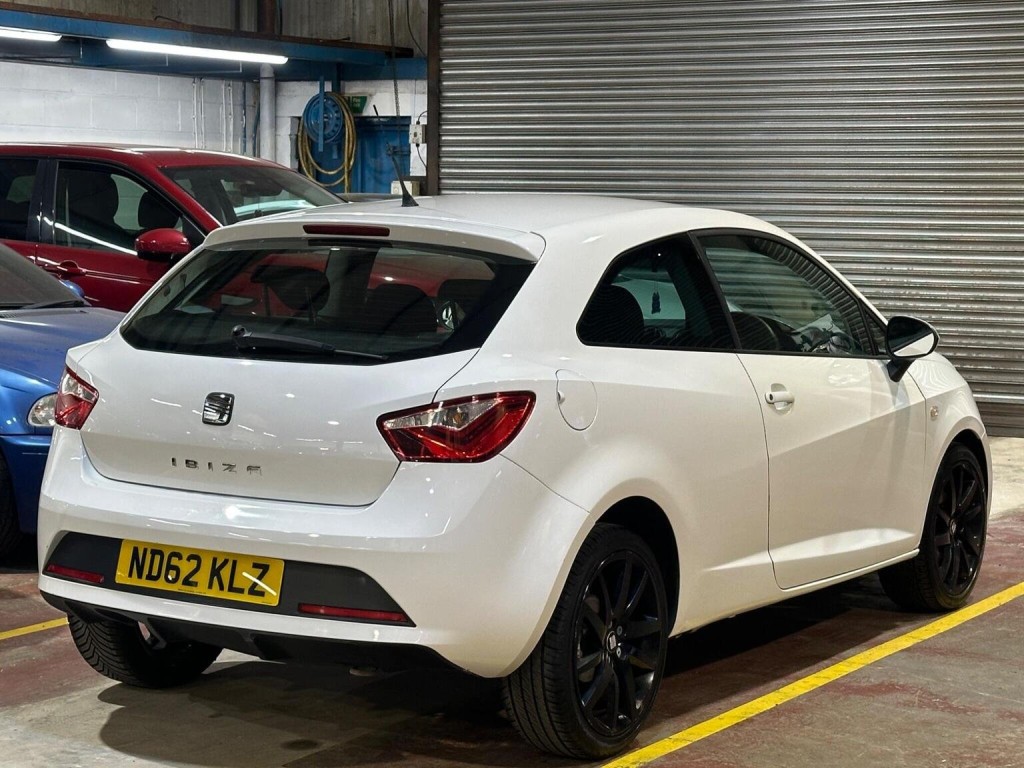 SEAT IBIZA