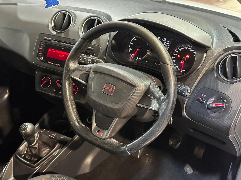 SEAT IBIZA