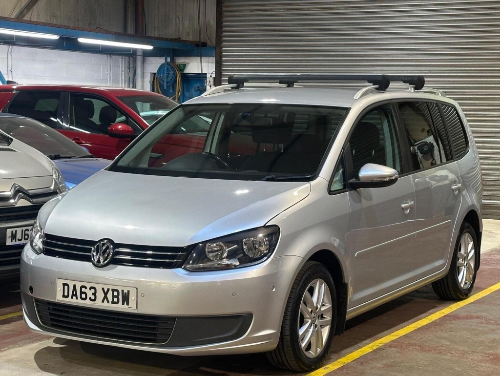 View VOLKSWAGEN TOURAN 1.6 TDI SE Euro 5 5dr