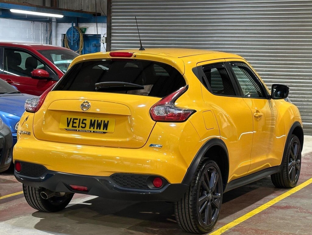 NISSAN JUKE
