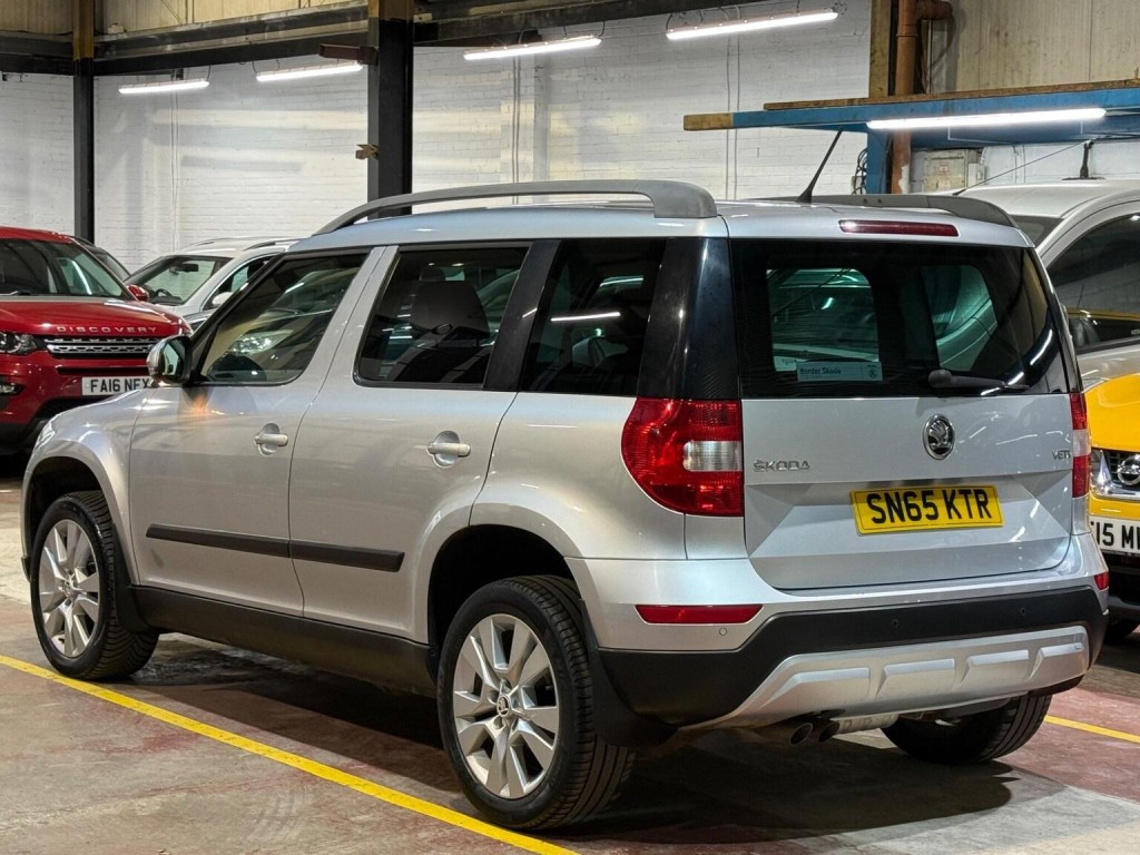 SKODA YETI