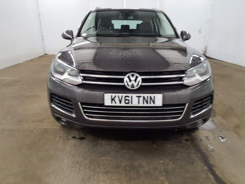 View VOLKSWAGEN TOUAREG 3.0 TDI V6 BlueMotion Tech SE Tiptronic 4WD Euro 5 (s/s) 5dr